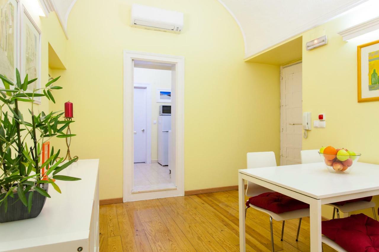 Апартаменты Joivy Chic Studio In Baixa, 5Mins To Arco Da Rua Augusta Лиссабон Экстерьер фото